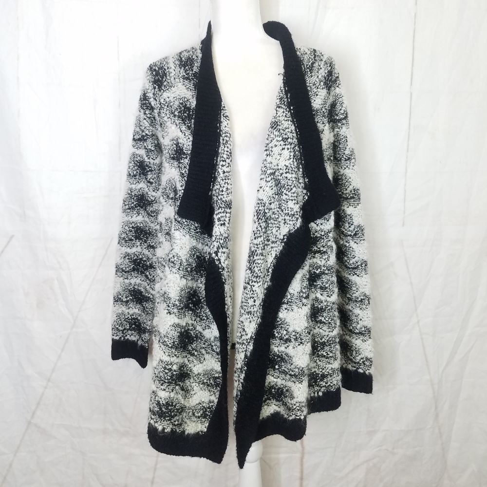 Lou &  grey cardigan sweater - Picture 4 of 10